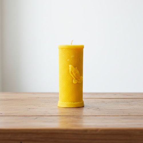 100% natuurzuivere gevouwen handen kaars van 100% Bijenwas - Heerlijk honingachtig geur - Lekkerhoning.nl