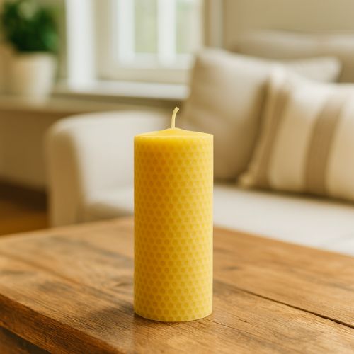 Stompkaars gerold van prachtige 100% natuurzuivere bijenwas - heerlijk honingachtig geur - www.lekkerhoning.nl